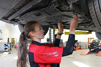 Taryn Reichow - under car