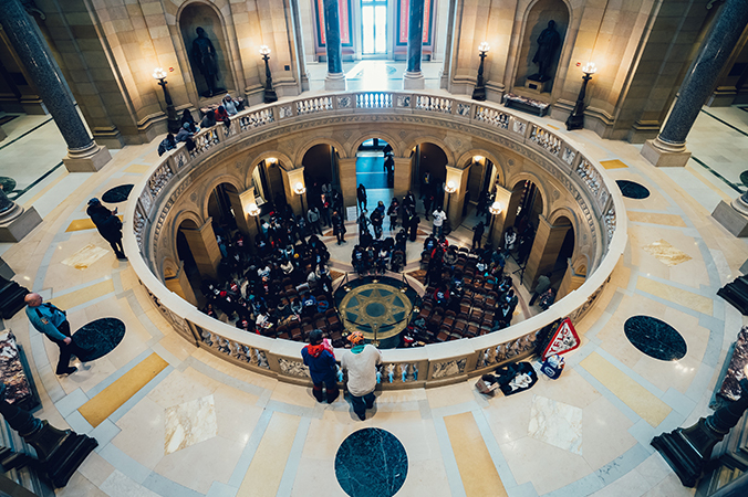 Group of people in a government building - photo by Ricardo Esquivel from Pexels